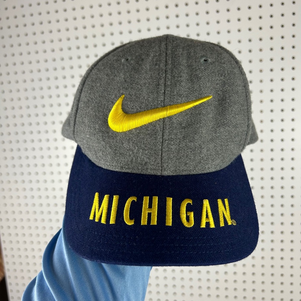 Nike Michigan Wolverines Hat Mens OSFM Gray Wool Blend Snapback Cap Vintage 90s